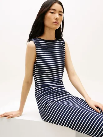 Robe midi ajustée à rayures et col bateau
