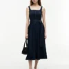 Robe midi à ceinture et coutures contrastées