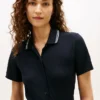 Robe polo mi-longue à ceintures et col à revers