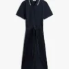 Robe polo mi-longue à ceintures et col à revers