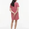 Robe polo rayée en interlock avec boutons dorés Robe polo rayée en interlock avec boutons dorés