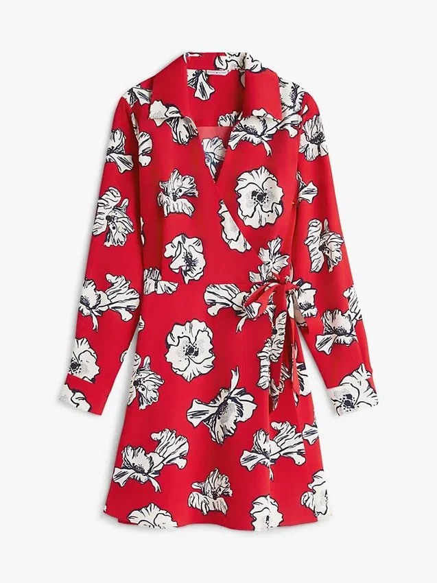Robe portefeuille en crêpe à imprimé floral Robe portefeuille en crêpe à imprimé floral