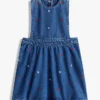 Robe-salopette en denim à fleurs pour enfant Robe-salopette en denim à fleurs pour enfant