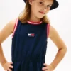 Robe sans manches pour enfant avec logo drapeau ondulé Robe sans manches pour enfant avec logo drapeau ondulé