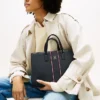 Sac à bandoulière à rayures emblématiques