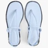 Sandales en cuir à accents métalliques