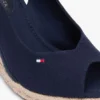 Sandales espadrilles à talon compensé et bride arrière Sandales espadrilles à talon compensé et bride arrière