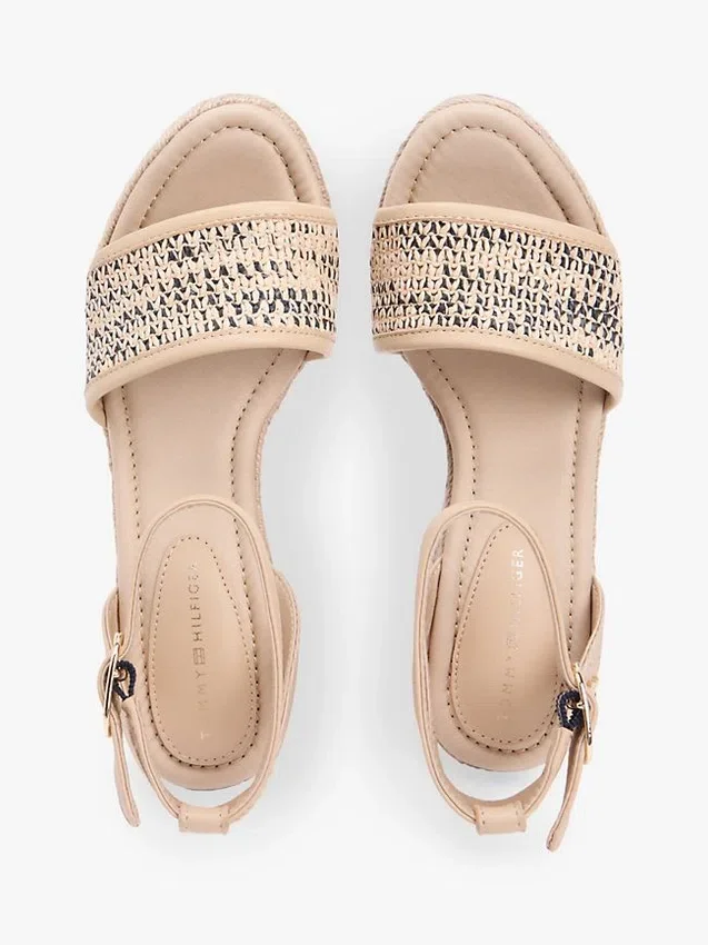 Sandales espadrilles à talons compensés en raphia Sandales espadrilles à talons compensés en raphia