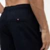 Short de bain 7″ avec logo drapeau Short de bain 7″ avec logo drapeau