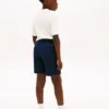 Short de survêtement à jambes larges pour enfant avec logo Hilfiger Short de survêtement à jambes larges pour enfant avec logo Hilfiger