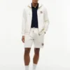 Short de survêtement à logo drapeau ondulé, coupe classique Short de survêtement à logo drapeau ondulé, coupe classique