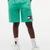 Short de survêtement pour enfant avec logo drapeau Short de survêtement pour enfant avec logo drapeau