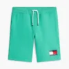 Short de survêtement pour enfant avec logo drapeau Short de survêtement pour enfant avec logo drapeau