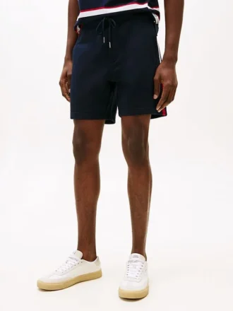 Short en molleton avec logo drapeau
