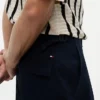 Shorts cargo en sergé stretch à coupe décontractée Shorts cargo en sergé stretch à coupe décontractée