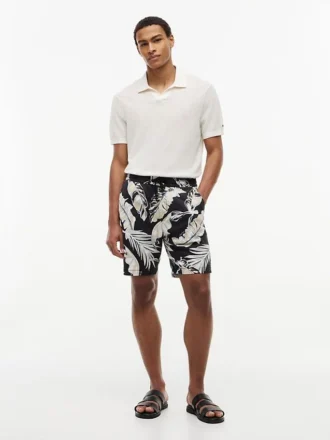Shorts à coupe classique 18 cm à imprimé tropical Shorts à coupe classique 18 cm à imprimé tropical