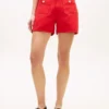 Shorts en denim à poches boutonnées dorées Shorts en denim à poches boutonnées dorées