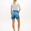 Shorts en denim taille haute avec ceinture