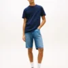 Shorts en denim Tommy Jeans avec poche drapeau Shorts en denim Tommy Jeans avec poche drapeau