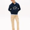 Sweat-shirt graphique Hilfiger à coupe arrondie pour enfant Sweat-shirt graphique Hilfiger à coupe arrondie pour enfant