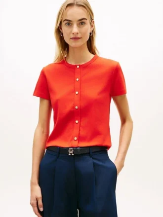 T-shirt ajusté à boutons