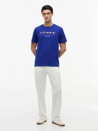 T-shirt avec drapeau nautique brodé