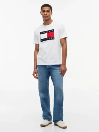 T-shirt avec grand logo drapeau