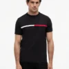 T-shirt avec logo drapeau brodé T-shirt avec logo drapeau brodé