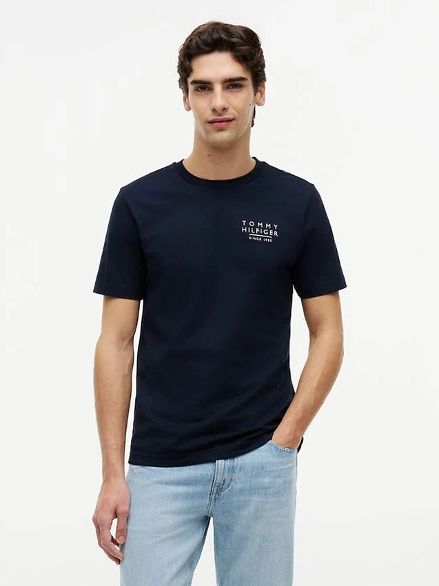 T-shirt avec logo drapeau ondulé dans le dos T-shirt avec logo drapeau ondulé dans le dos