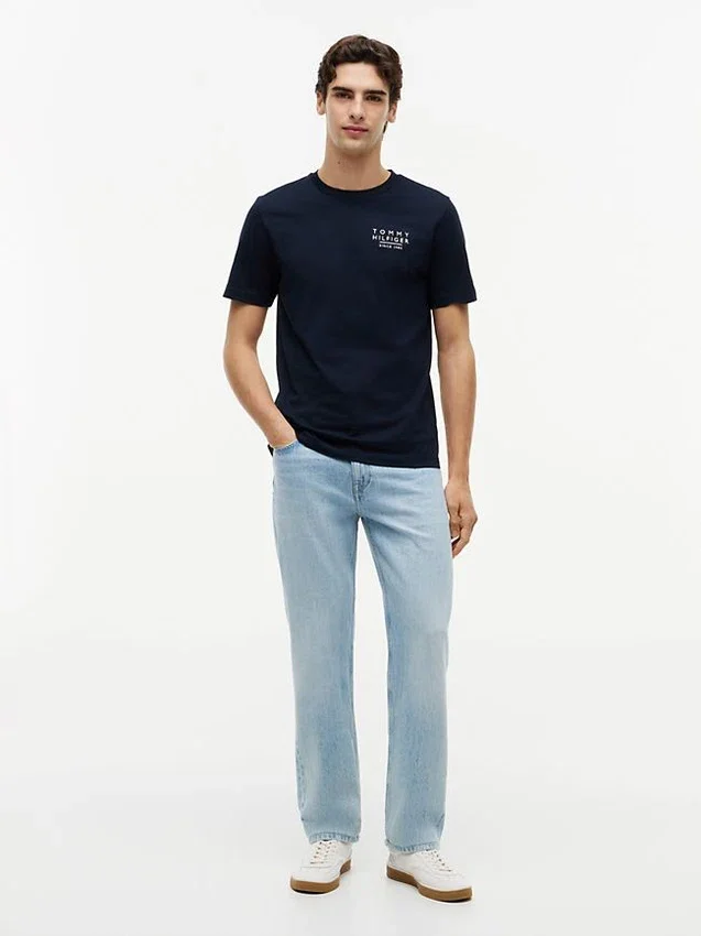 T-shirt avec logo drapeau ondulé dans le dos T-shirt avec logo drapeau ondulé dans le dos