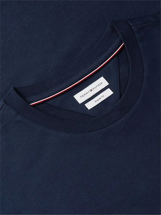 T-shirt avec logo drapeau ondulé dans le dos T-shirt avec logo drapeau ondulé dans le dos