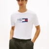 T-shirt avec logo « Flag Box » T-shirt avec logo « Flag Box »