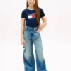 T-shirt à col rond et bordures contrastées avec logo drapeau ondulé pour enfants T-shirt à col rond et bordures contrastées avec logo drapeau ondulé pour enfants