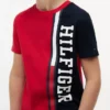 T-shirt enfant à logo et blocs de couleur verticaux T-shirt enfant à logo et blocs de couleur verticaux