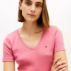 T-shirt Favorite à col en V T-shirt Favorite à col en V
