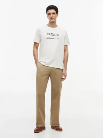 T-shirt Hilfiger à logo mult drapeaux