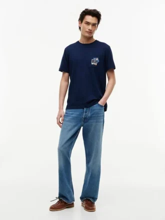 T-shirt à poche avec logo drapeau floral