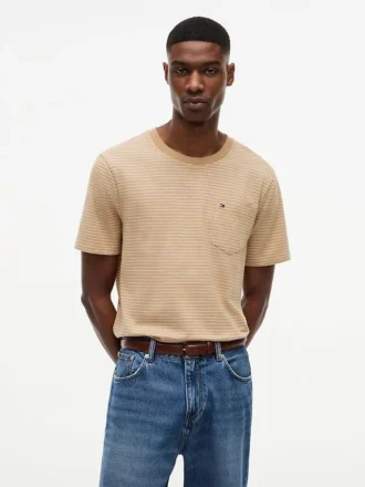 T-shirt à poches rayé