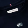 T-shirt pour enfant avec drapeau ton sur ton T-shirt pour enfant avec drapeau ton sur ton