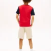 T-shirt pour enfant à logo monotype et blocs de couleur T-shirt pour enfant à logo monotype et blocs de couleur