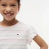 T-shirt à rayures pour enfant avec bordures festonnées aux manches T-shirt à rayures pour enfant avec bordures festonnées aux manches