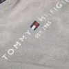 T-shirt slim fit avec logo Tommy brodé T-shirt slim fit avec logo Tommy brodé
