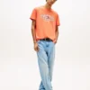 T-shirt Tommy Jeans avec logo drapeau ondulé T-shirt Tommy Jeans avec logo drapeau ondulé