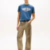 T-shirt Tommy Jeans avec logo drapeau ondulé T-shirt Tommy Jeans avec logo drapeau ondulé