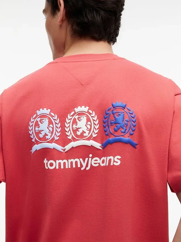 T-shirt Tommy Jeans à logo multi-crêtes T-shirt Tommy Jeans à logo multi-crêtes