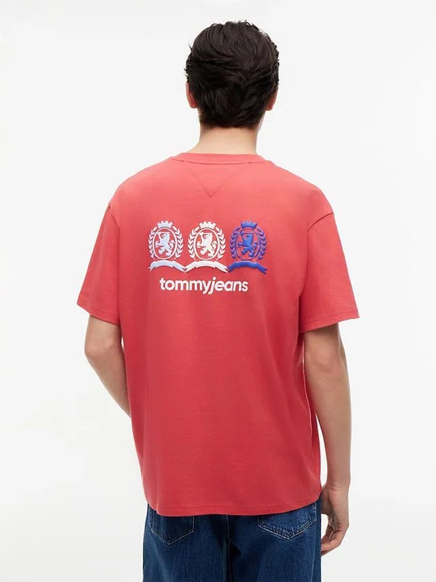T-shirt Tommy Jeans à logo multi-crêtes T-shirt Tommy Jeans à logo multi-crêtes