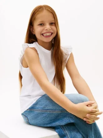 T-shirt à volants et œillets brodés pour enfant