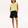 T-shirt à volants et œillets brodés pour enfant T-shirt à volants et œillets brodés pour enfant