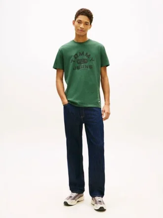 Tommy Jeans Tapered Straight Jeans