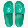 Tongs de piscine avec monogramme brodé Tongs de piscine avec monogramme brodé